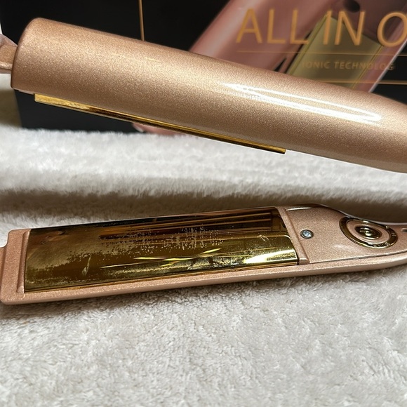 All In One Styling Tool Ionic Technology Straightener And Curling Iron ROSE GOLD - Picture 2 of 3